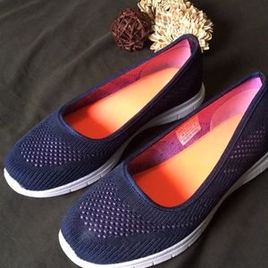 Breathable slip on Gel Insole sneakers